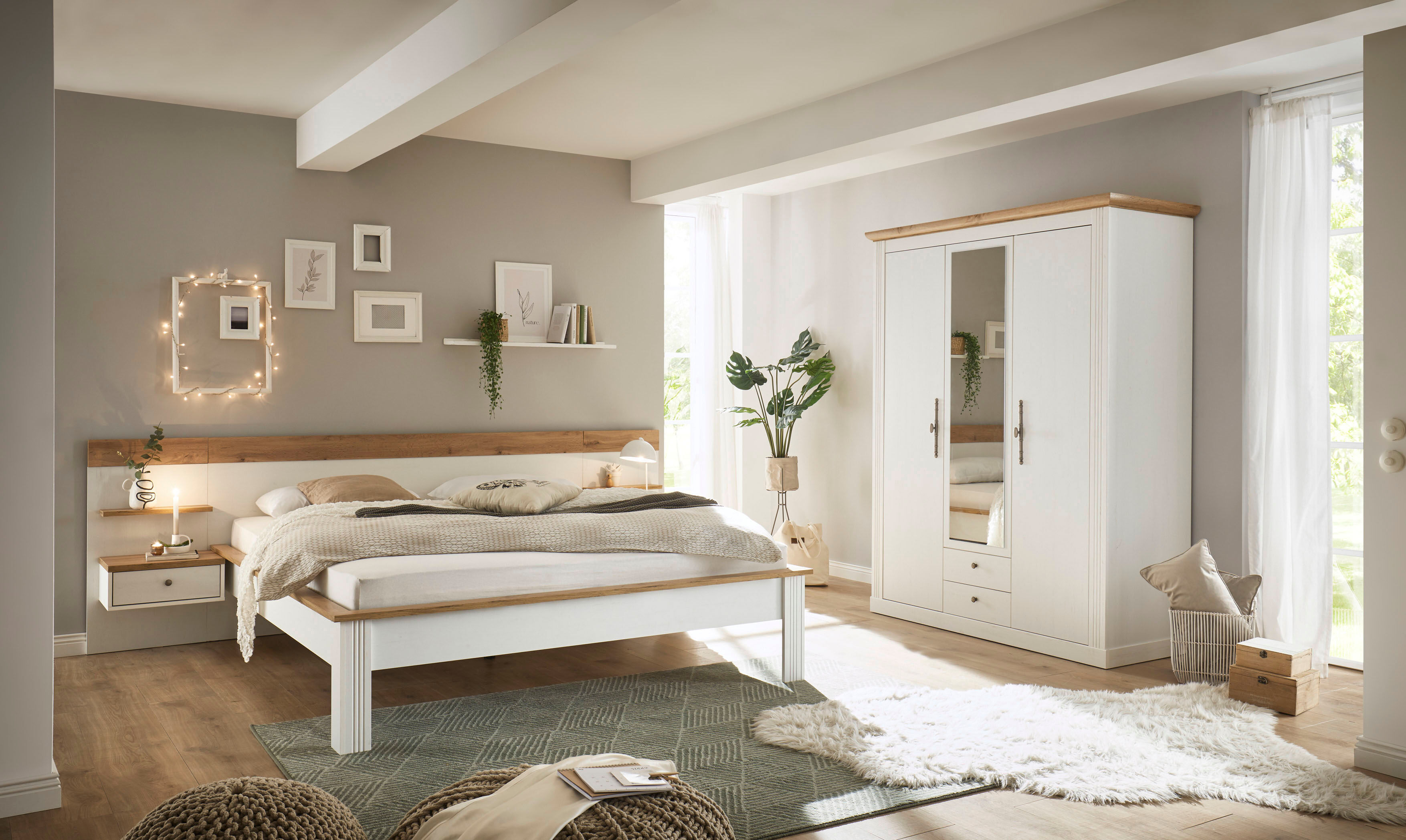 Schlafzimmer-Set OTTO HOME "Westminster", weiß, B/H: 180cm x 200cm, Schlafzimmermöbel-Sets, Schlafzimmer-Set, beinhaltet 1 Bett, Kleiderschrank 3-türig und 2 Wandpaneele