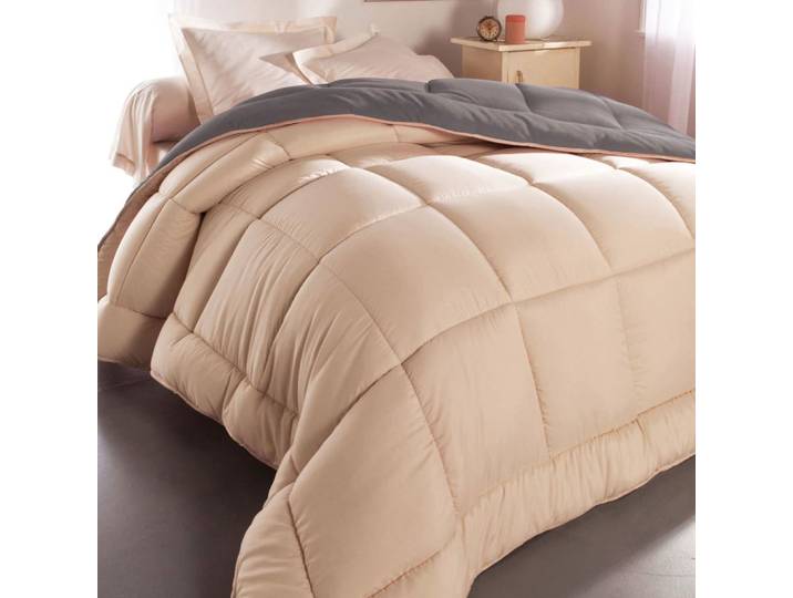 Couette tempérée en polyester beige crème 200x200cm