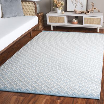 SAFAVIEH Hand-Woven Vermont Gunnþorunn Transitional Wool Rug