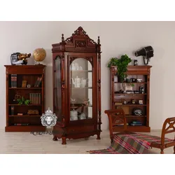 Vitrine Kolonialstil