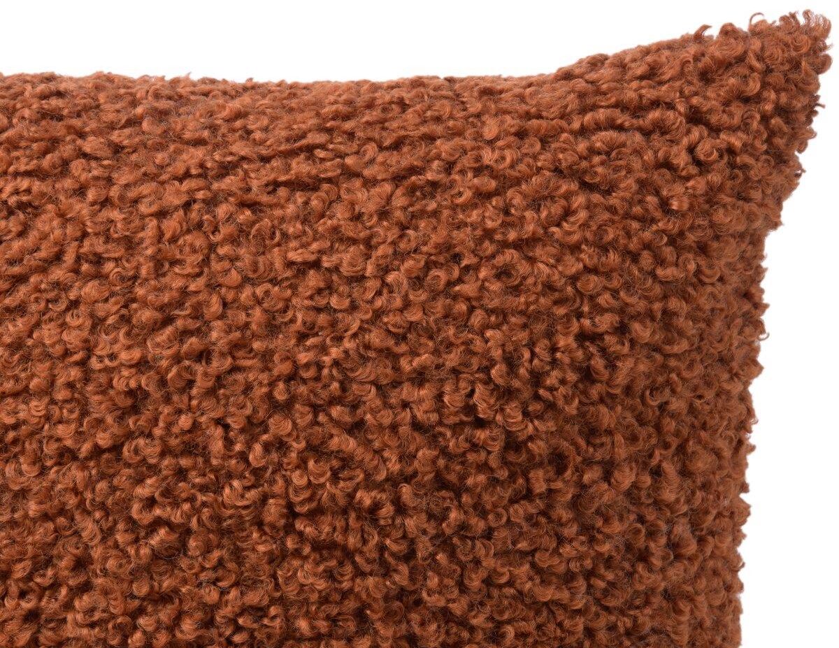 Dekokissen GÖZZE "Curly Kissen Rolf", braun (zimt, unifarben), B:30cm H:10cm L:50cm, Polyester, Dekokissen_Sitzkissen_Kissenhüllen, Dekokissen zimt, unifarben B/L: 30cm x 50cm, 1 Stk.
