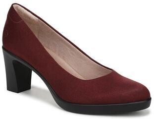 Women's Elevate Pump by LifeStride in California Wine (Size 10 M)