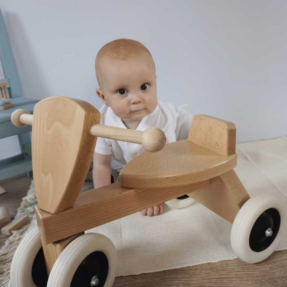 Egmont Toys Triciclo de madera natural