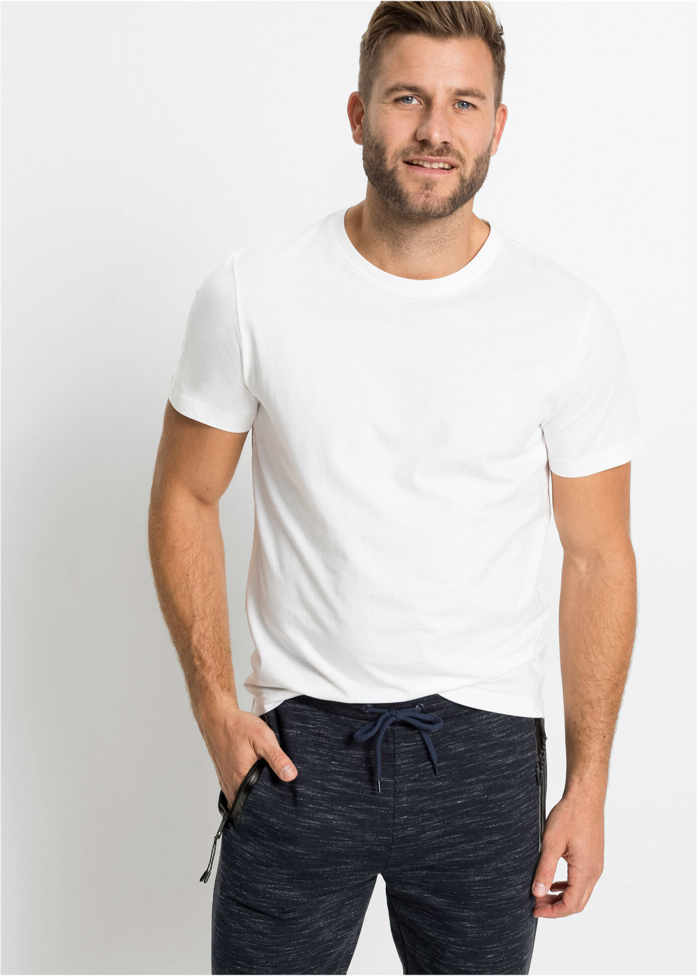 T-Shirt BONPRIX "T-Shirt (3er Pack)", Herren, Gr. 64 (3XL), weiß (weiß, weiß, weiß), Obermaterial: 100% Baumwolle, regular fit, Shirts T-Shirt, bequemer Regular Fit, Rundhalsausschnitt, leichte Stoffqualität
