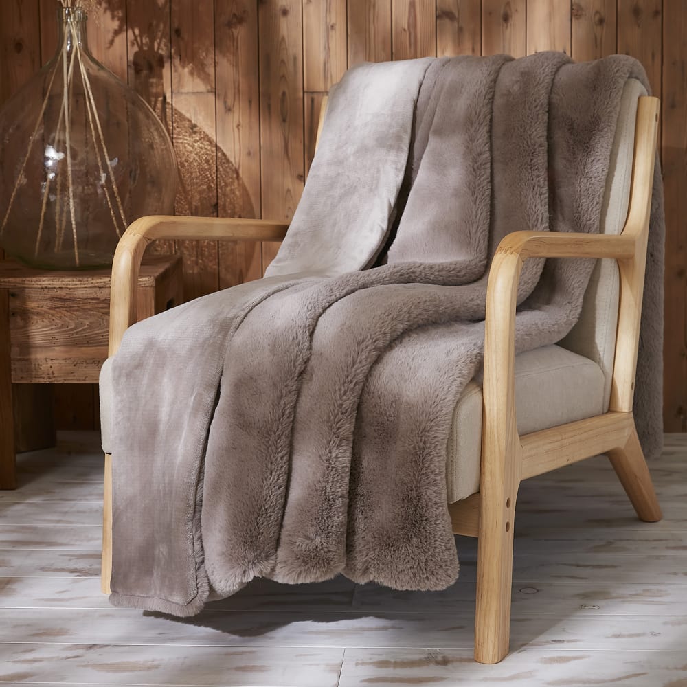 Housse De Rêve Plaid Polyester Loutre 140x200 cm Marron 200x0x140cm