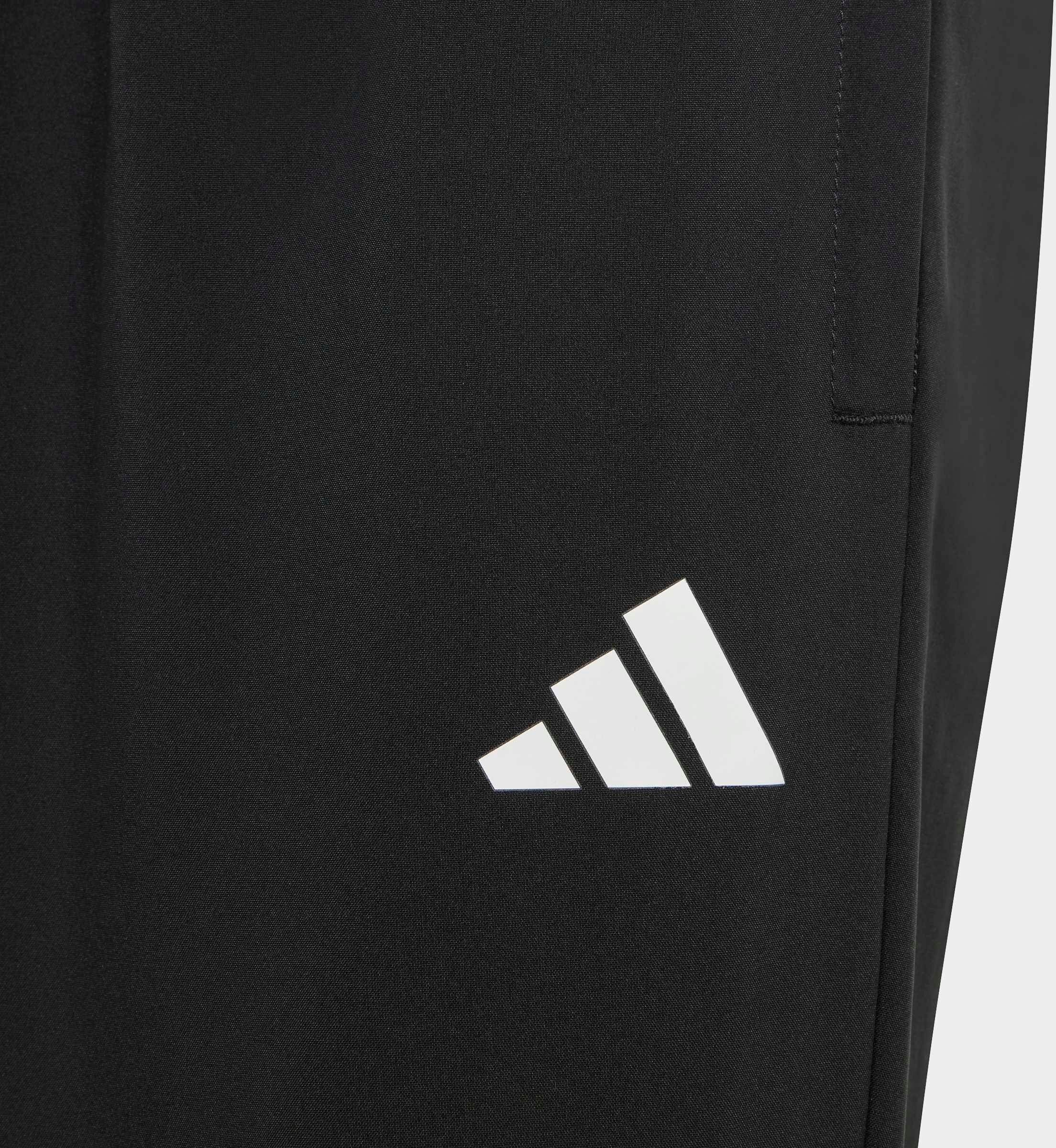 Sporthose ADIDAS SPORTSWEAR "J SL STFD PT", Damen, Gr. 116, N-Gr, schwarz (schwarz,), Obermaterial: 100% Polyester, Hosen Sporthose, Sporthose für Kinder, normal-weite Passform, mit Gummizug schwarz, 116, N-Gr