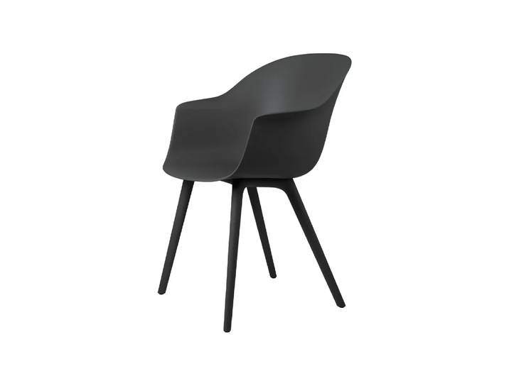 GUBI Bat Plastic Stuhl Black