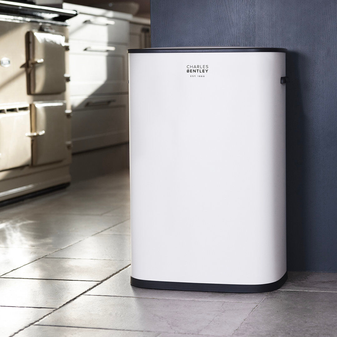 Charles Bentley Galvanised Steel Motion Sensor Kitchen Trash Can - 14.53L White 14.53L