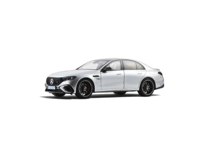 NZG Mercedes-AMG E 53 Hybrid 4MATIC+, 1:18 Diecast Modellauto Mit öffnenden Türen · detailliertem Interieur · präzisen Karosseriedetails · Metallausführung