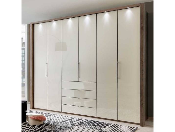 Pharao24 Kleiderschrank Buleta mit LED Beleuchtung