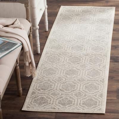 SAFAVIEH Amherst Corinne Modern Rug