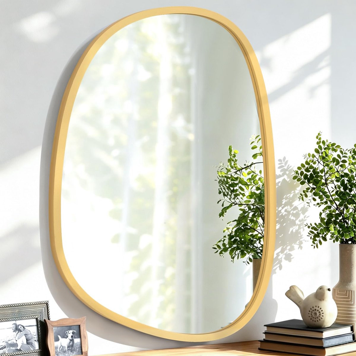 SnelShoppen Moderne Asymmetrische Wandspiegel - Onregelmatige Gouden Ovaal Decoratieve Spiegel met Houten Lijst