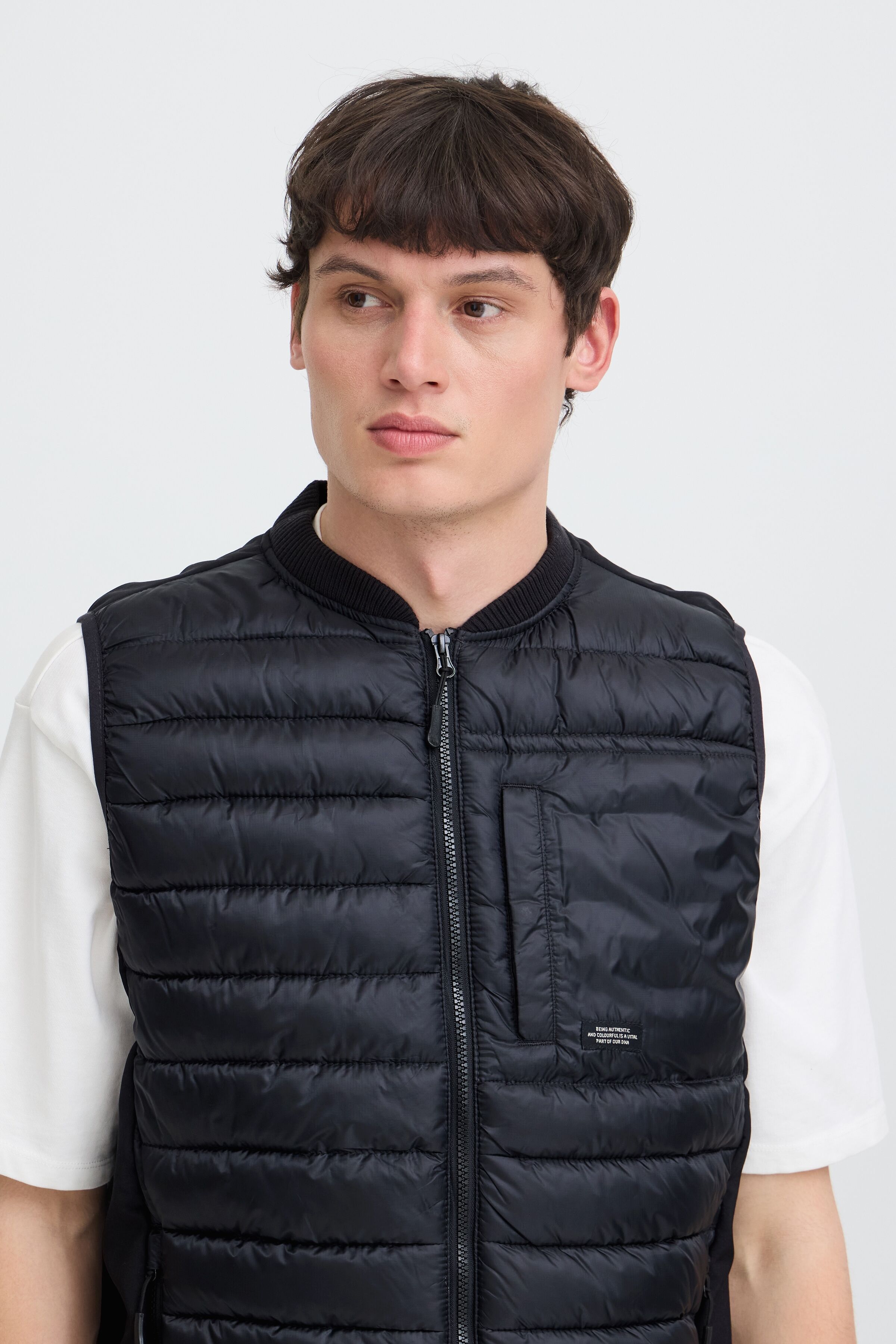 Steppweste BLEND "BHEVEREST VEST", Herren, Gr. 3XL, schwarz (schwarz beauty), Web, Obermaterial: 100% Polyester, unifarben, regular fit normal, Westen Steppweste, Kunstfaser, regular fit schwarz beauty 3XL