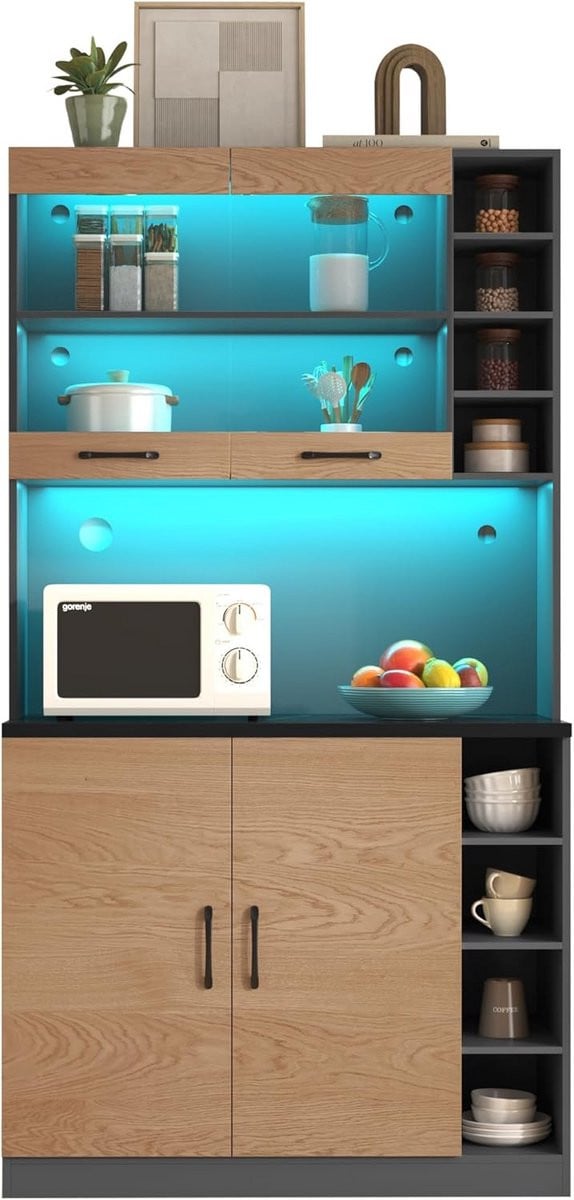 Hoge Keukenkast Buffet met LED-Verlichting en Veel Opbergruimte in Wood Effect