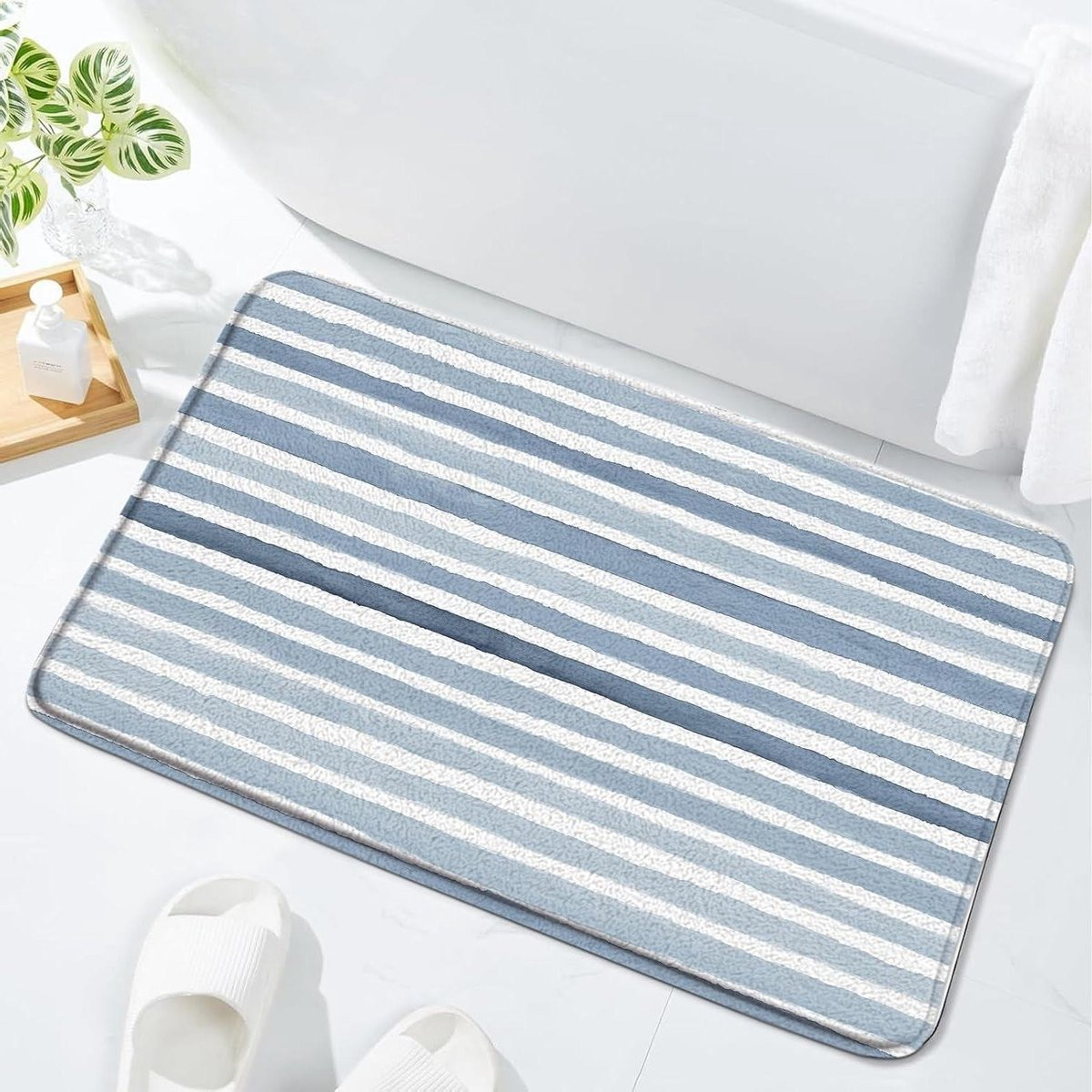 Abstracte blauw-witte geometrische deurmat met aquarelmotief voor badkamer, keuken of woonkamer