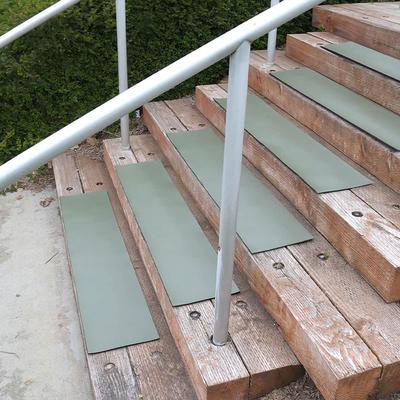 "Rubber-Cal ""TFS-126"" Rubber Step Mats (6 pack) - 5mm"
