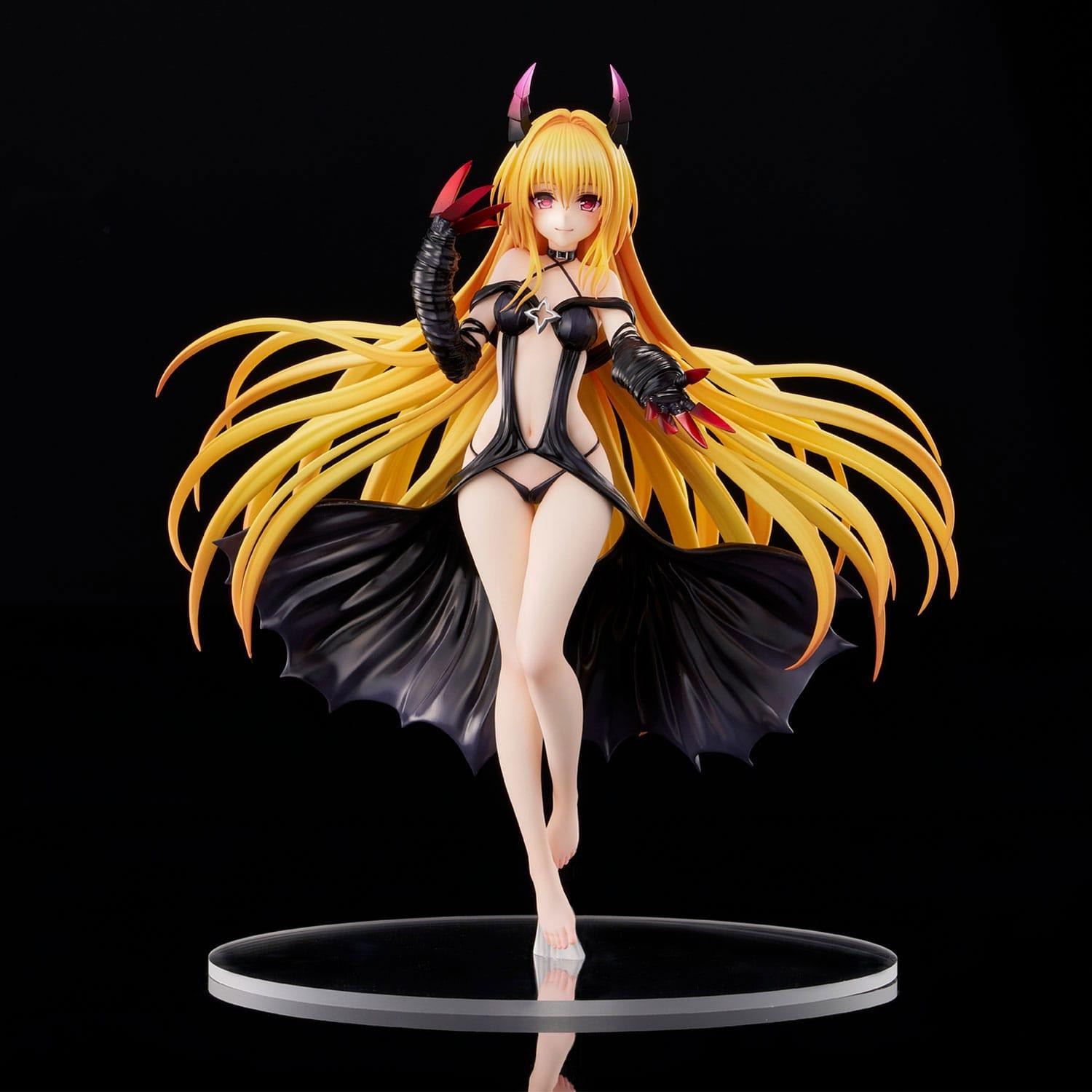 Union Creative To Love-Ru Darkness PVC-beeldje, Golden Darkness, 1/6 schaal, 30 cm