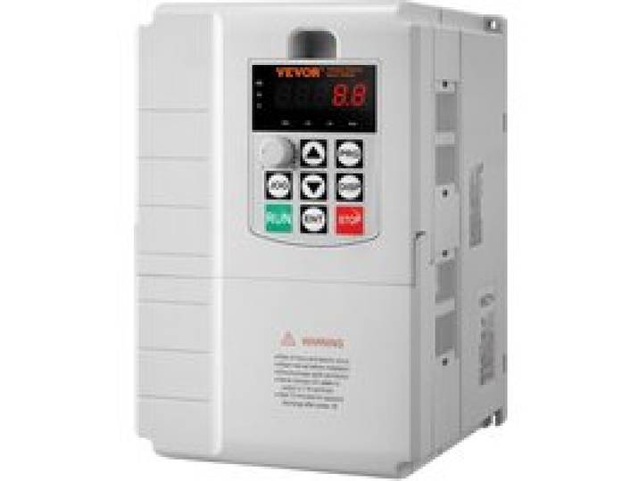 VEVOR Variateur de Fréquence 7,5 kW Convertisseur de Fréquence 10 CV 34 A 0-400 Hz VFD avec Entrée Monophasé, Sortie Triphasé, Contrôle de Vitesse, Refroidissement Rapide, pour Moteurs de Machine