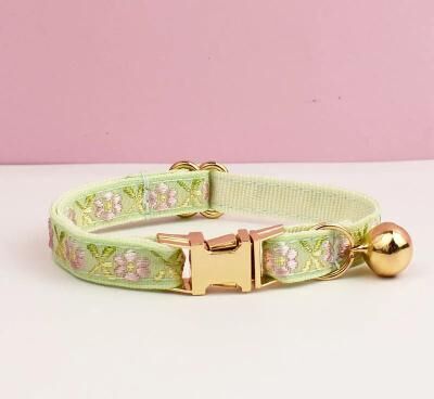 Uplifted Finds Petal Plush Personalized Safety Collar & Leash Set cat Collar 02 s