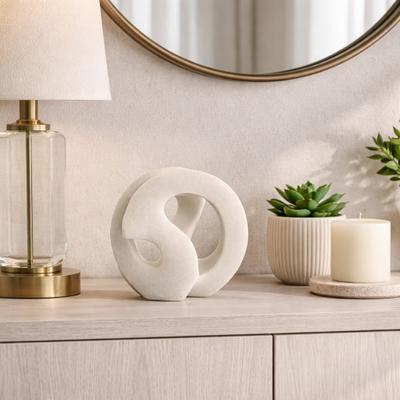 Sagebrook Home Resin Decorative Object Modern Interlocking Abstract Loops for Display