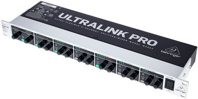 Behringer MX882 V2