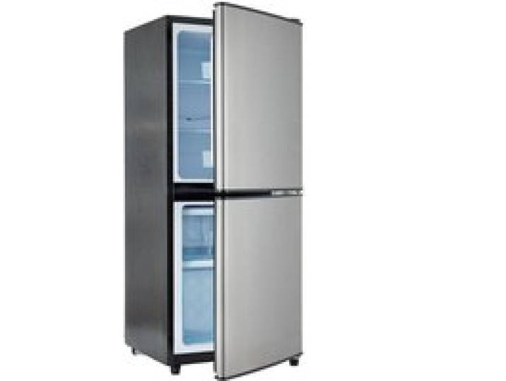 Mini-frigo - SINGULARITY - Singularity - 106 L (60L réfrig./46L cong.) - Thermostat 7 niveaux - Silencieux 45 dB