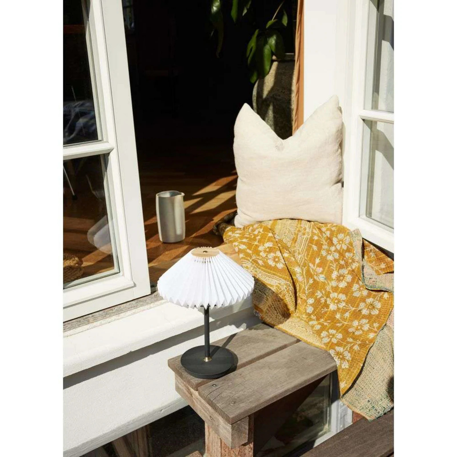 Halo Design Paris To Go Tafellamp Clean White/Black - Metaal