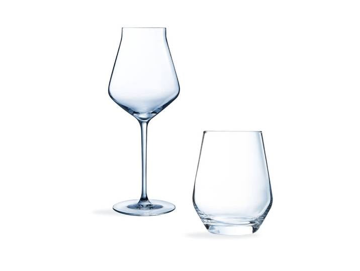 Ensemble 12 verres (verres à pied et verres à eau)