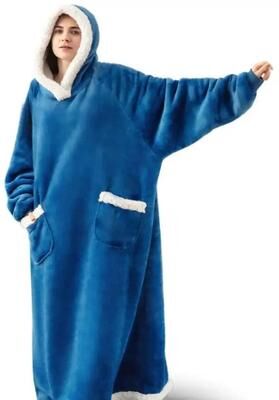 Inspired Living Oversized Hoodie Blanket With Sleeves Super Long Hooded Fleece TV Blanket For Cozy Winter Lounging peacock Blue m(us 6)