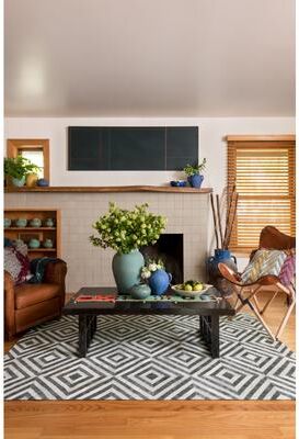 Alexander Home Dalow Contemporary Area Rug