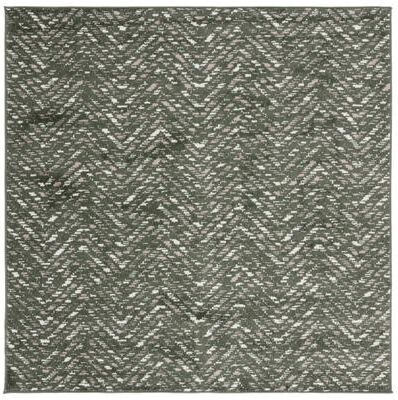 SAFAVIEH Adirondack Isabelle Chevron Distressed Rug