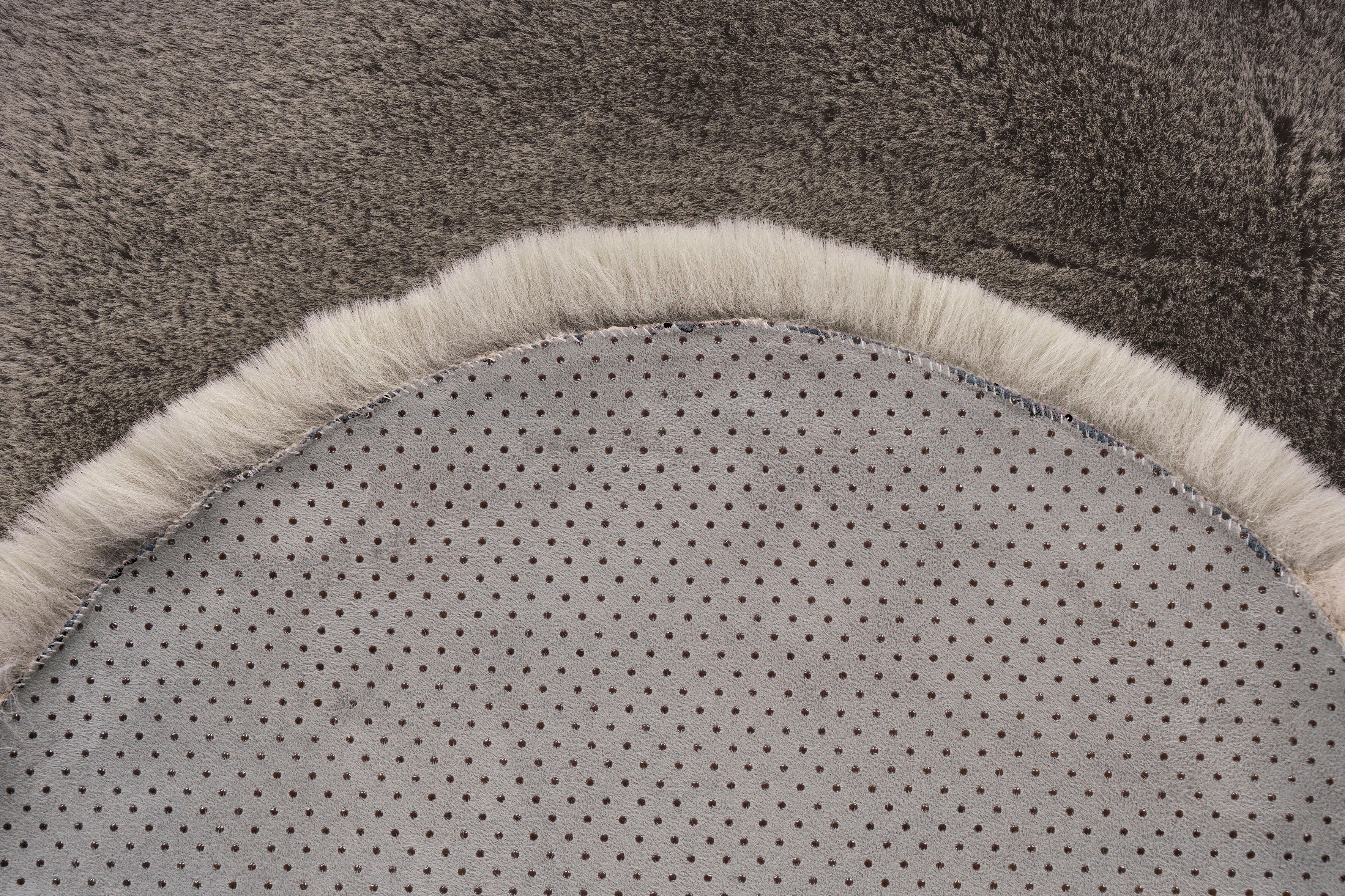 Fellteppich PADIRO "Rabbit Light Sheepskin 825", grau (taupe), B:60cm H:23mm L:90cm, Mikropolyester, Teppiche, Fellteppich, weiches Fellteppich-Imitat, Schlafzimmer, Kinderzimmer taupe B : 60cm 1 Stk., 23mm, L: 90cm