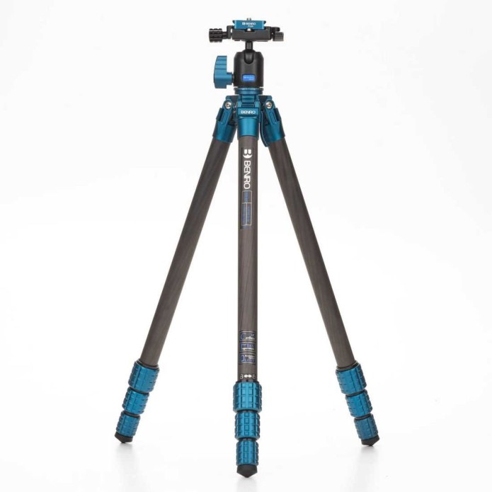 BENRO TSSL08CN00P SuperSlim Carbon Stativ Kit – kompaktes Carbon-Dreibeinstativ mit Kugelkopf