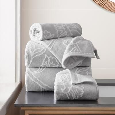Jessica Simpson Floral Fan Jacquard 4-Piece Bath Towel Set