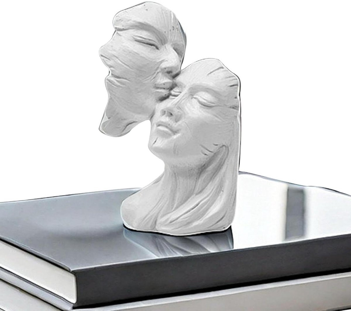 Romantisch abstract paar beeldje - Liefdes sculptuur - Wit - Lengte: 14,5 cm