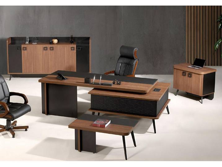 JVmoebel Büromöbel-Set Elegantes Büromöbel Set in Braun mit hochwertiger Holzoberfläche, (4-tlg., 1x Bürotisch + 1x Kommode + 1x Couchtisch + 1x Schrank ohne Sessel), Made in Europa