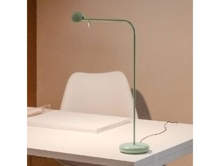 Pin 1655 LED-Tischlampe, Länge 40cm, grün - Vibia - Arbeitszimmer / Büro - Modern - Metall - Einflammig