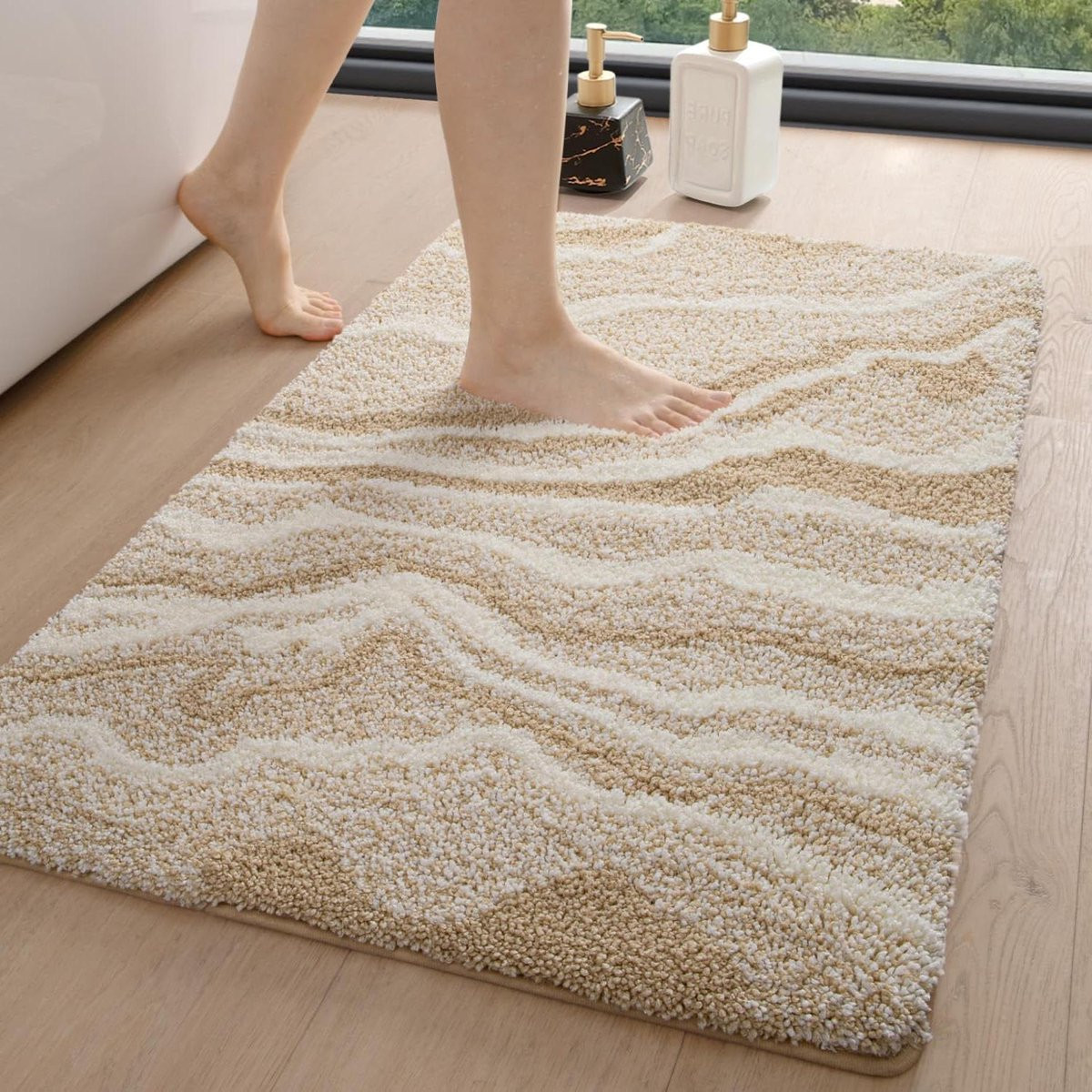 Ultra zachte badmat voor badkamercomfort in beige, 44 x 76 cm