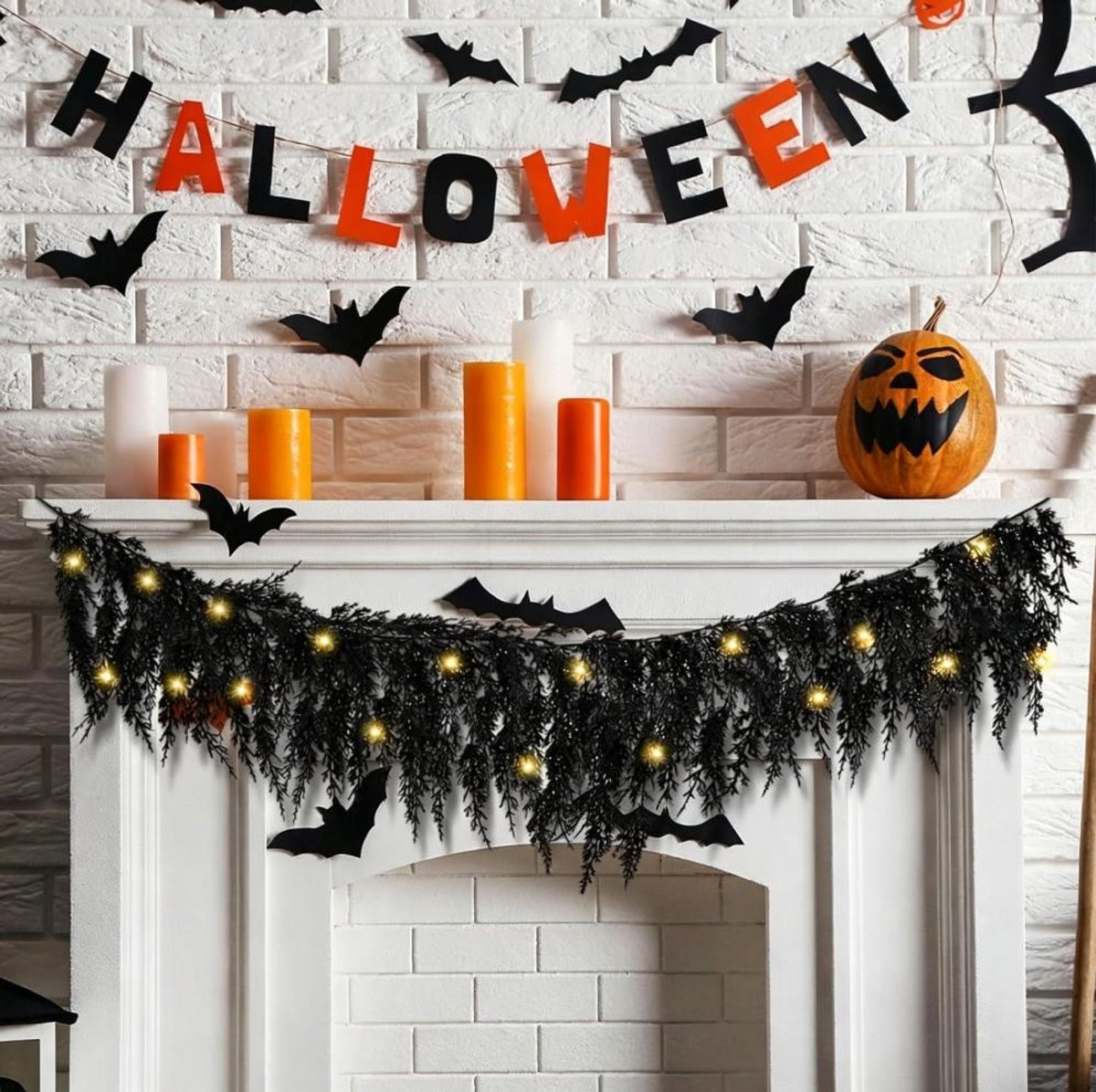 Kunstmatige cypressen bladslinger voor Halloween decoratie - 1 m