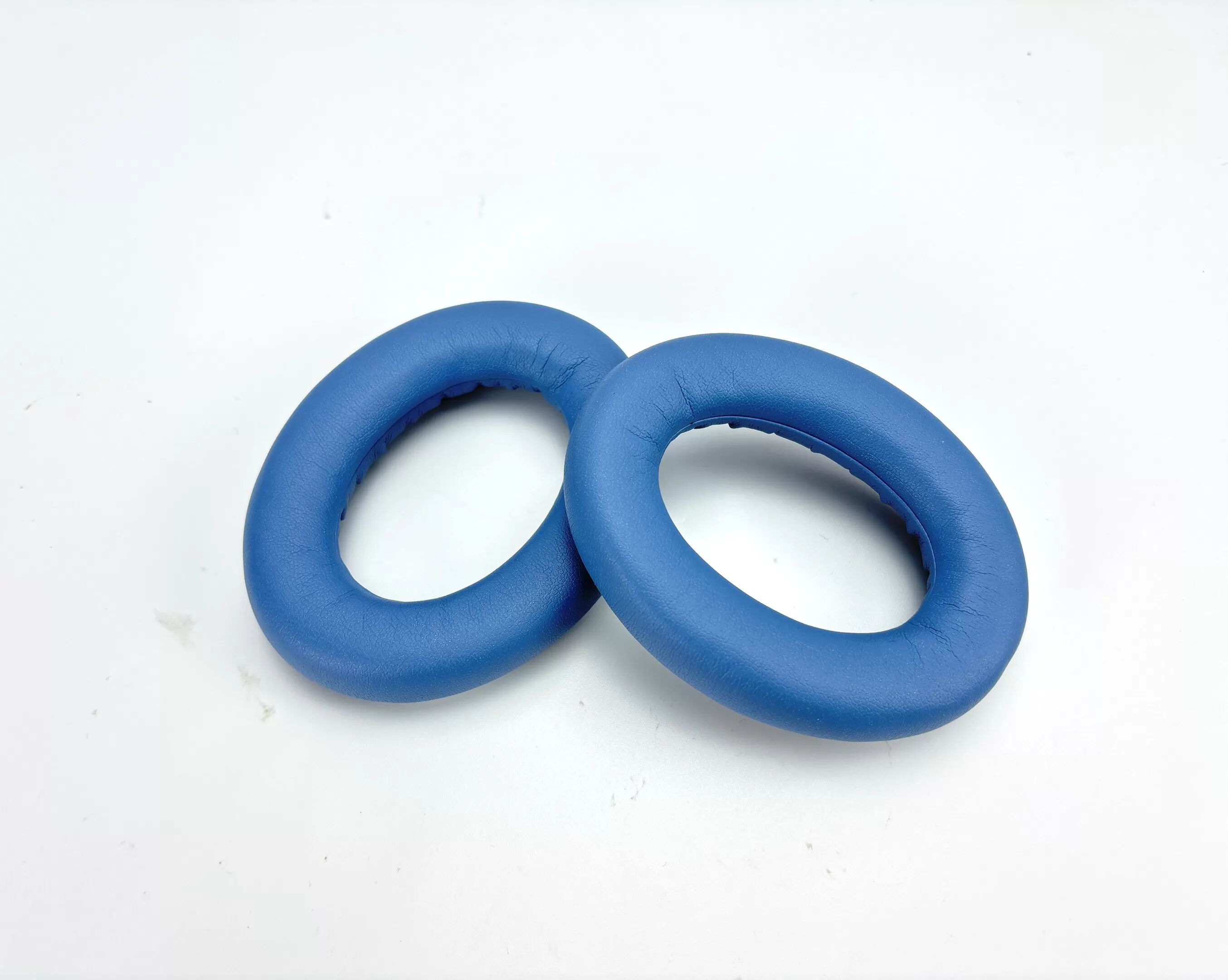 INF Premium Bose QC45 Ohrpolster für verbesserten Komfort (Paar) Blau