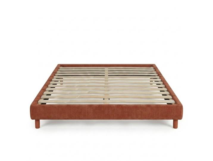 Lit avec sommier terracotta design et fonctionnel 160x200 cm