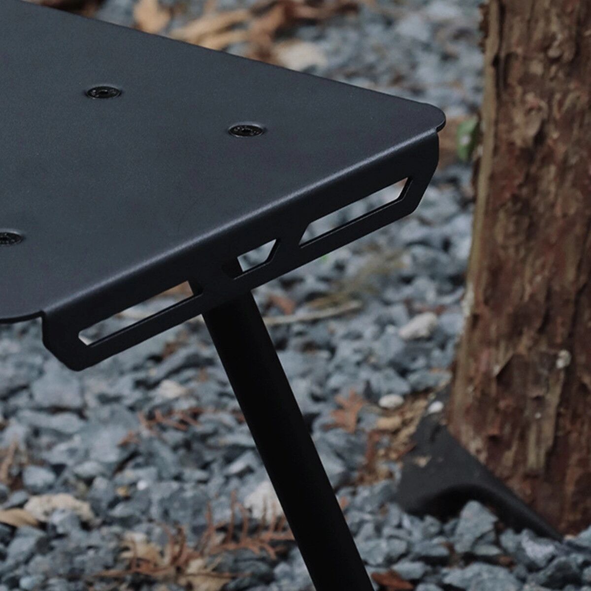 INF Klapphocker aus Aluminiumlegierung - Leichter, tragbarer Camping- und taktischer Sitz, abnehmbare Beine, Oxford-Stoff,
