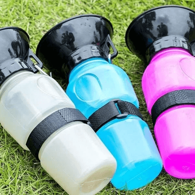 Inspire Essentials HydroPaws 500ml Portable Dog Water Bottle With Built In Drinking Bowl blue