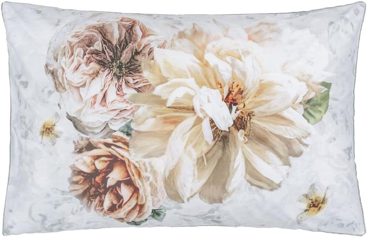 Designers Guild Kussensloop Pahari Tuberose van bedrukt perkaal katoen, 50 x 75 cm