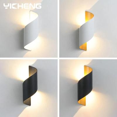 Uplift Essentials Spiral LED Wall Lamp Modern Indoor Outdoor Waterproof Sconce Light white Small
