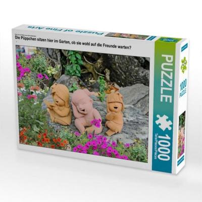CALVENDO Puzzle Die Püppchen sitzen hier im Garten, ob sie wohl auf die Freunde warten? | 1000 Teile Lege-Größe 64x48cm Foto-Puzzle für glückliche Stu