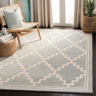 SAFAVIEH Handmade Chatham Nadine Modern Wool Rug
