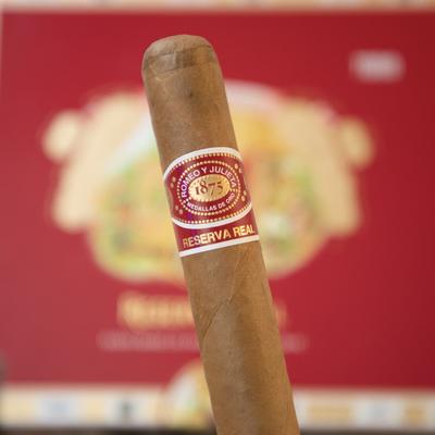 Romeo y Julieta Reserva Real