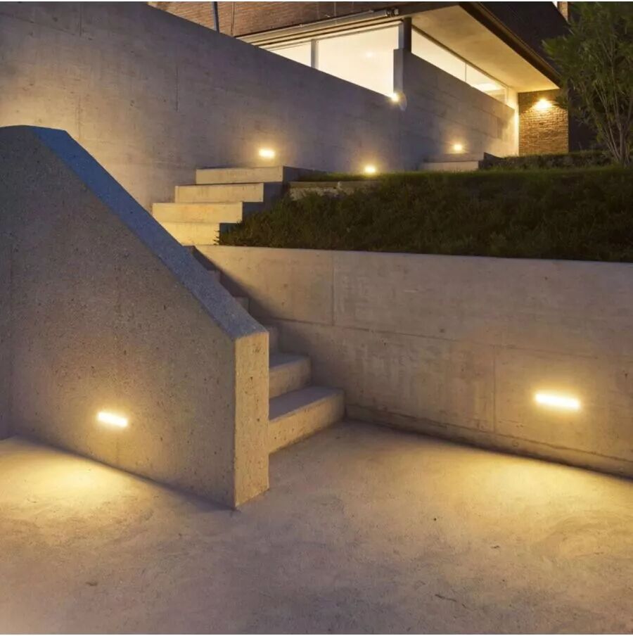 Vtac LAMPADA LED DA MURO ANGOLARE 12W NERO 4000K IP65