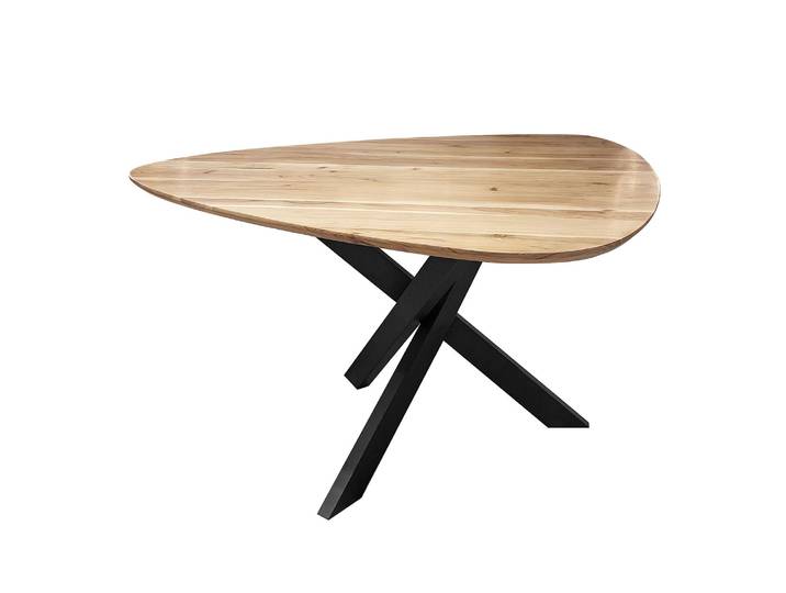 Clemento Triangle Esstisch 135cm